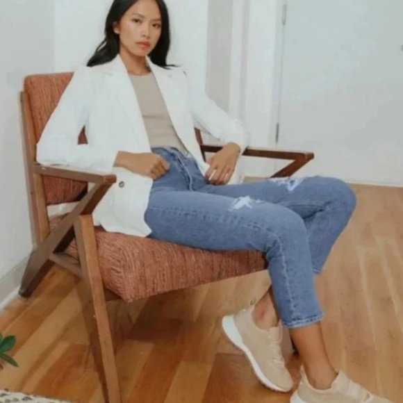 Agolde Riley High Rise Ripped Knee Revolve Straight Crop Distressed Jean Size 23 - Picture 2 of 7